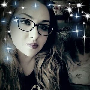 Meet your Posher, Crystal